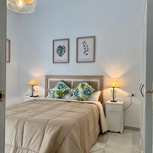 Iyourbasics Great Hinestrosa 23 Free Wifi&ac Apartamento